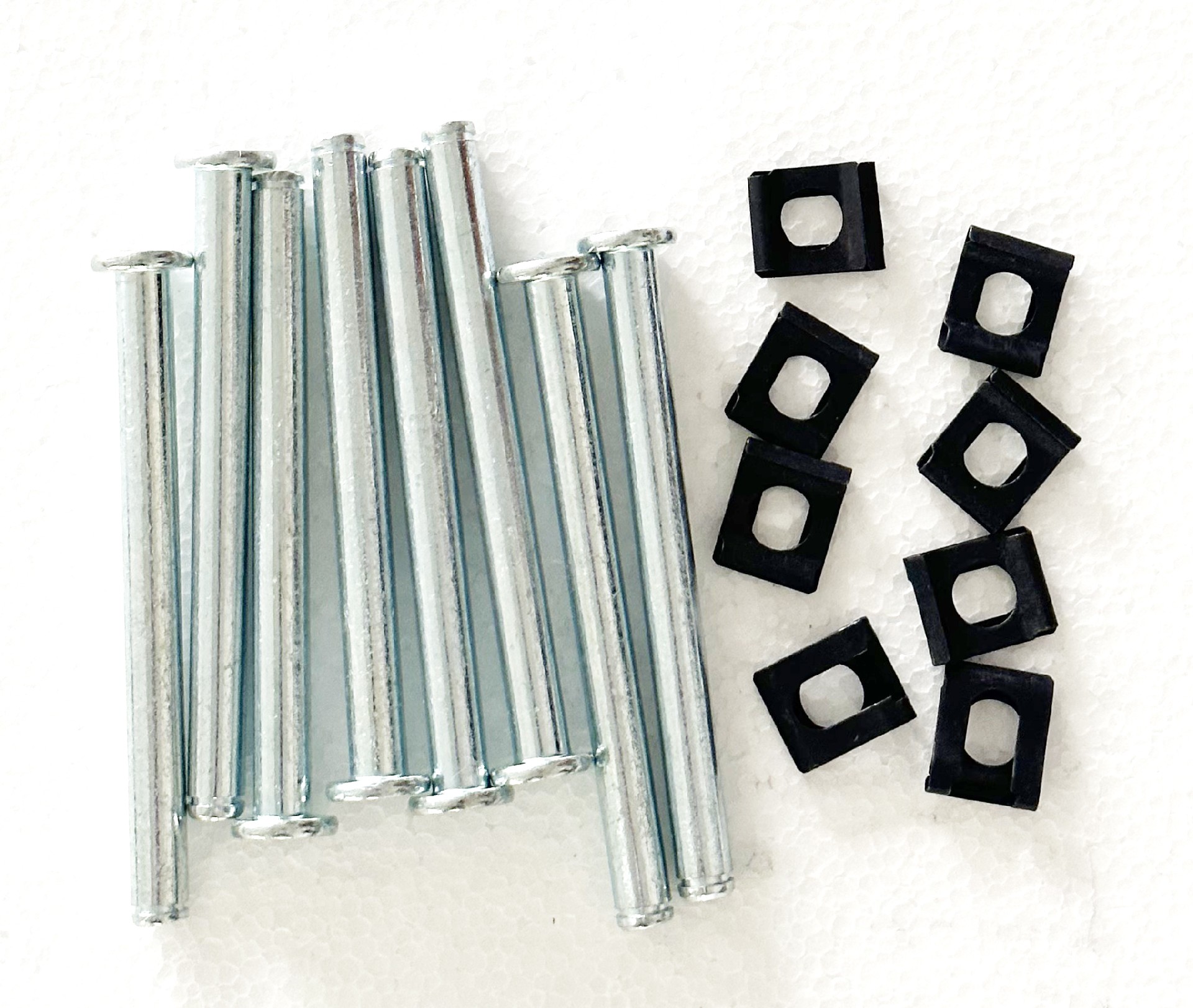 KENWORTH PETERBILT RADIATOR FITS: 18 & NEWER 579 T680