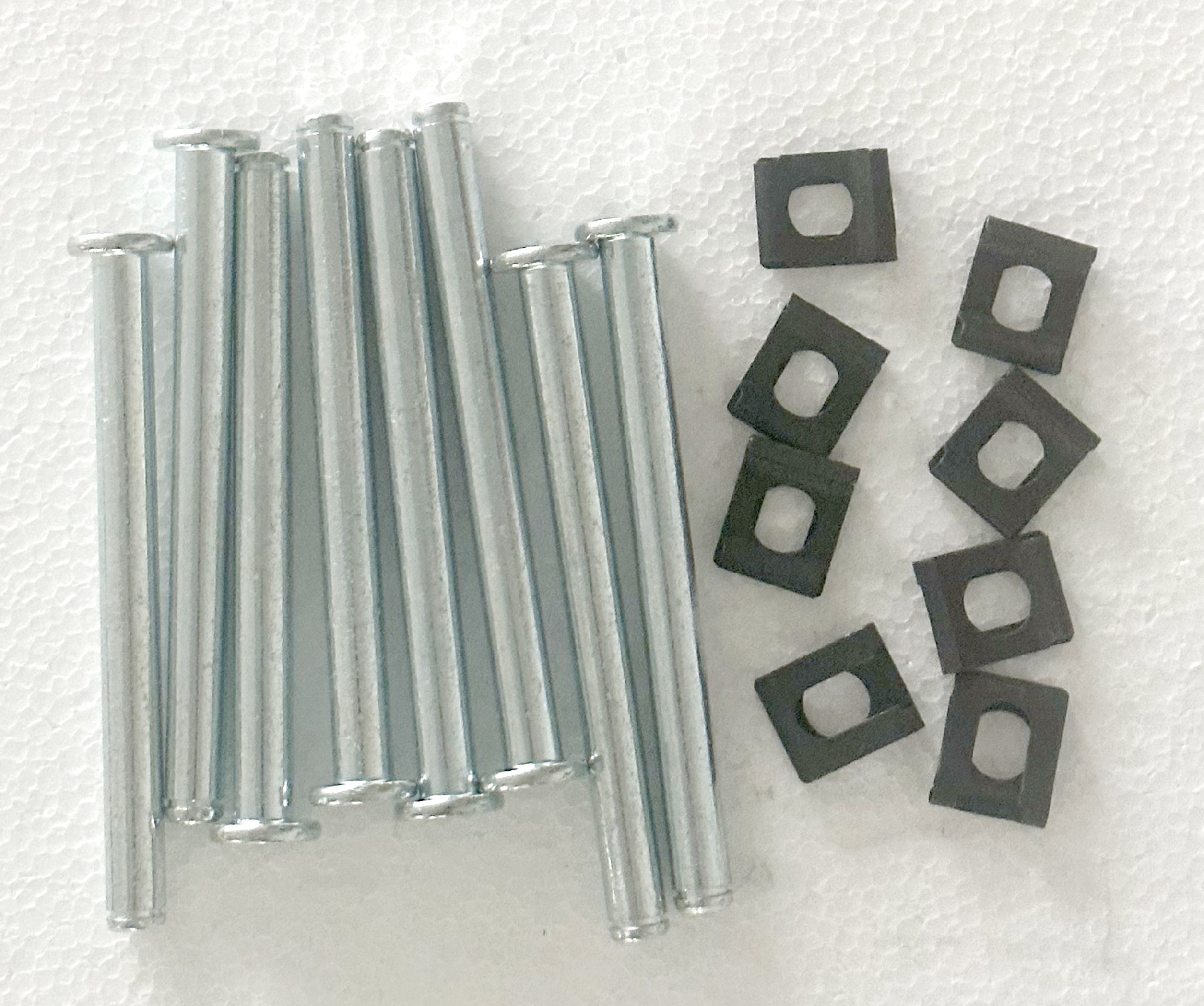 FREIGHTLINER RADIATOR: 1994-2004 FLD, CENTURY CLASS, BUSINESS CLASS